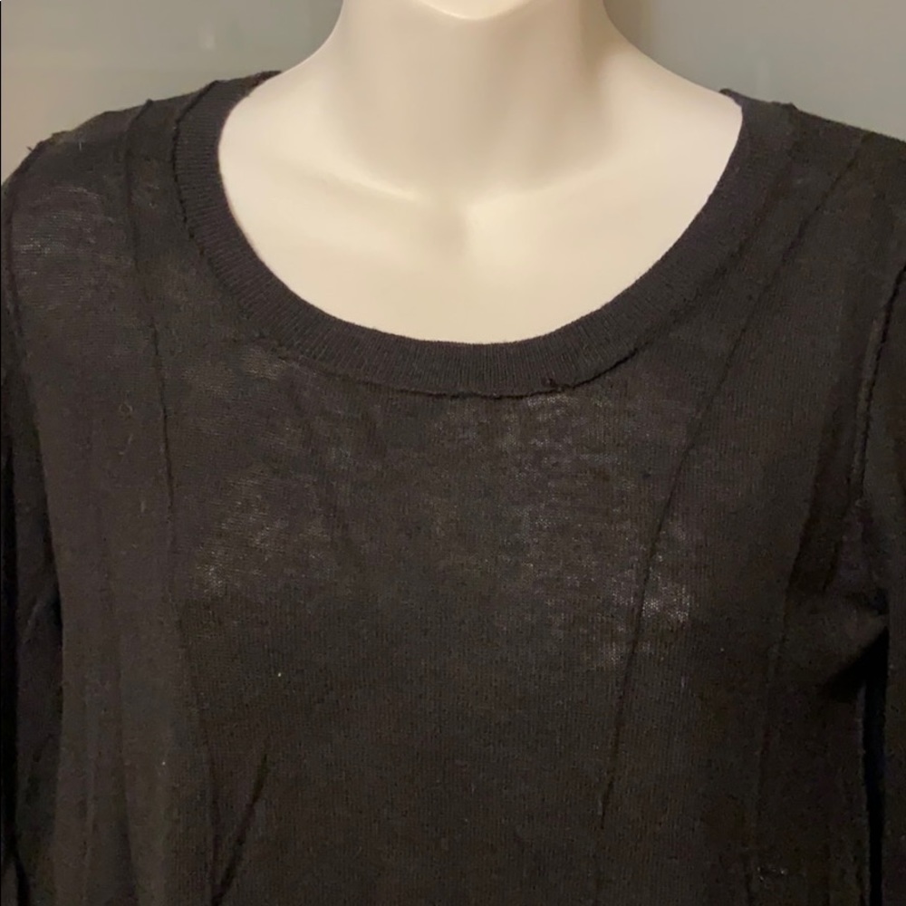 Sweater (607) - Picture 2 of 4